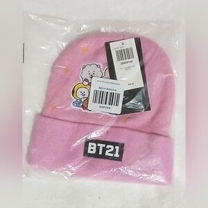 NWT Line Friends BT21 Character BEANIE